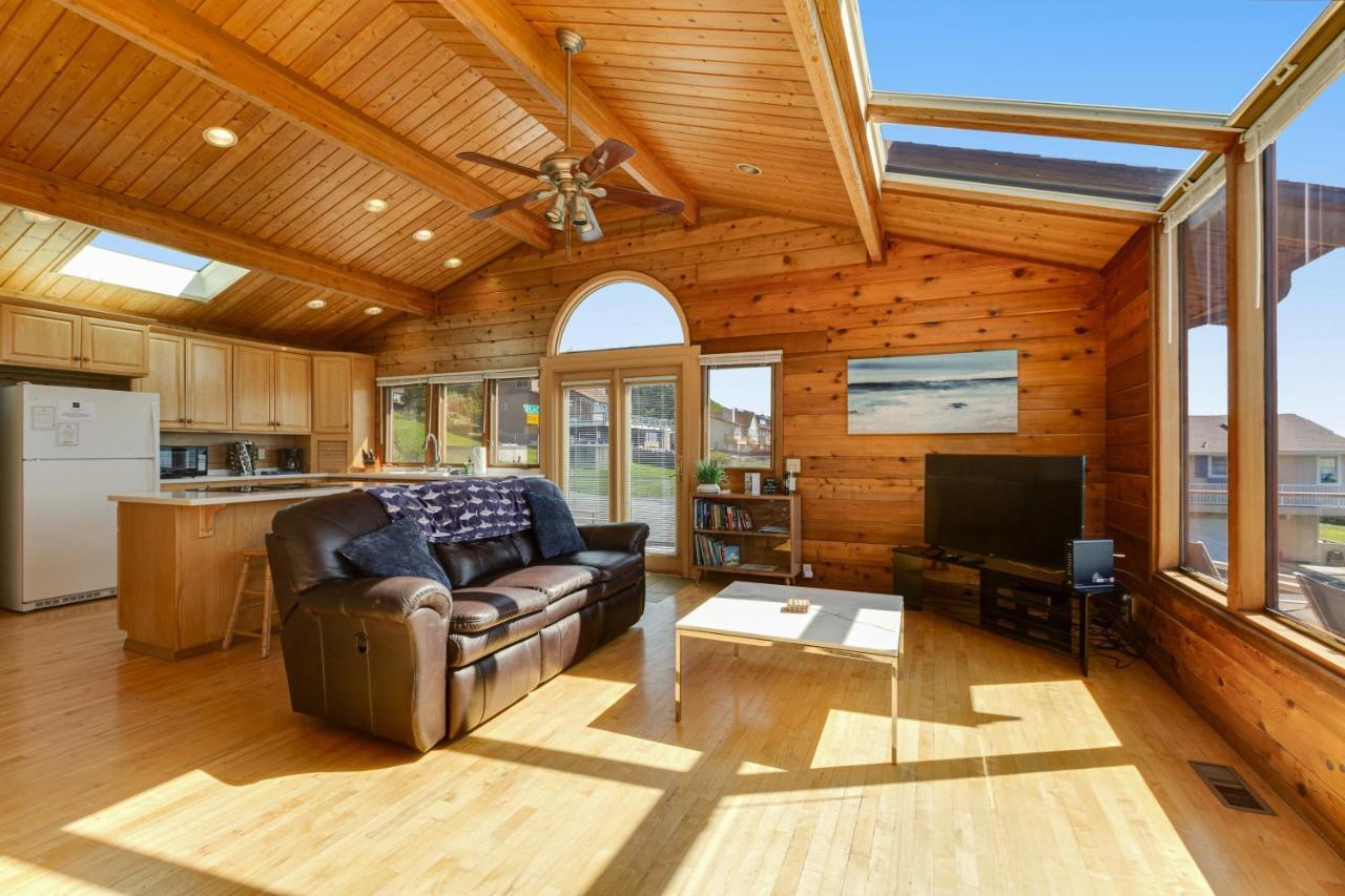 Вилла Whidbey Cedar Sunsets Freeland Экстерьер фото
